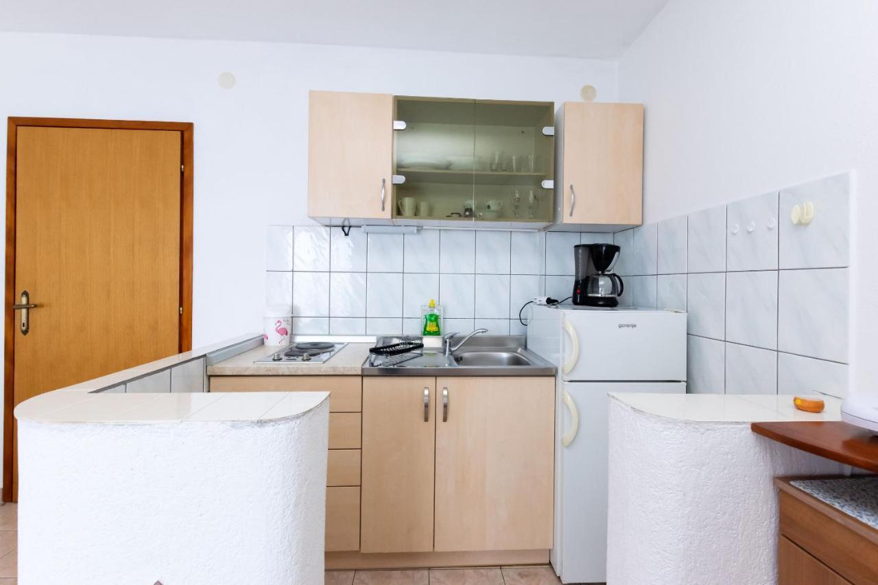 Apartments Biserka Barbat na Rabu Eksteriør bilde
