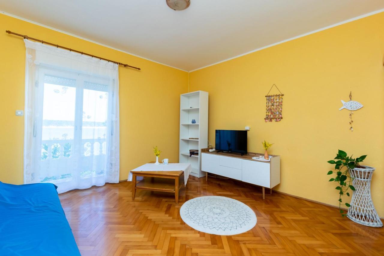 Apartments Biserka Barbat na Rabu Eksteriør bilde