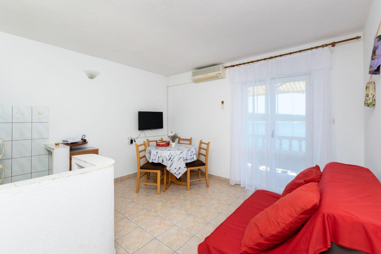 Apartments Biserka Barbat na Rabu Eksteriør bilde