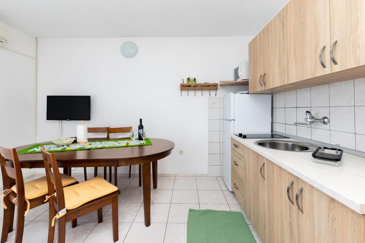 Apartments Biserka Barbat na Rabu Eksteriør bilde